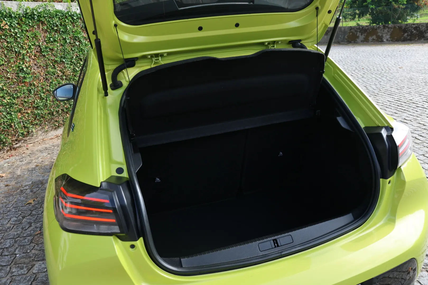 Peugeot e-208 50 kWh Style 15