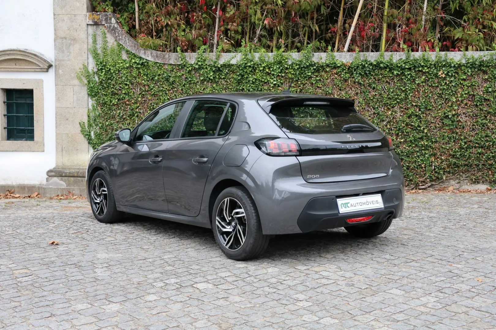 Peugeot 208 1.2 PureTech Allure 6