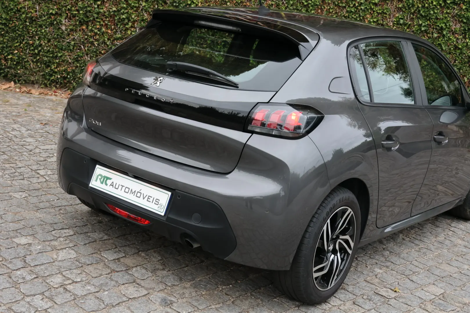 Peugeot 208 1.2 PureTech Allure 10