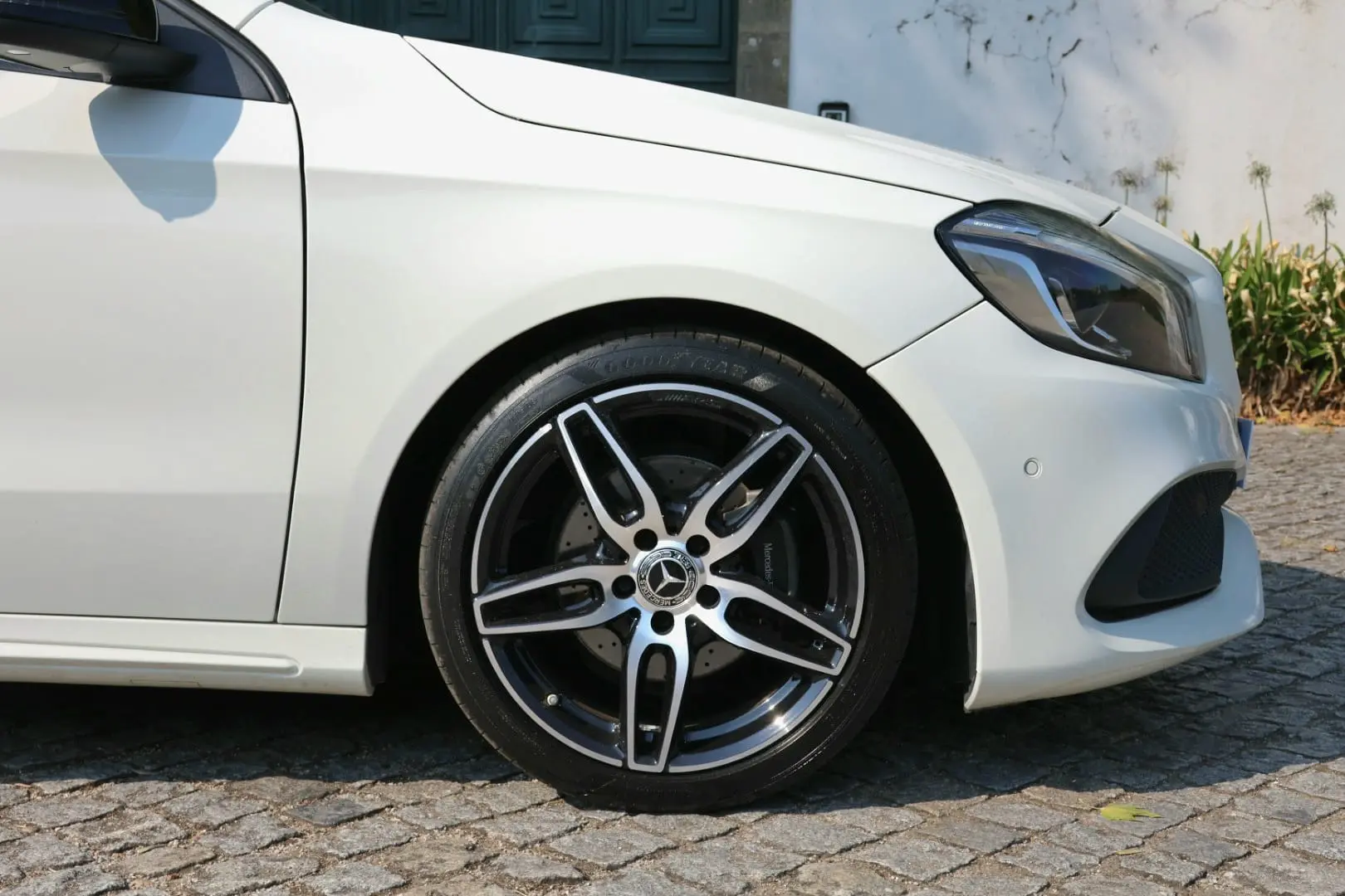 Mercedes-Benz A 180 AMG Line 19