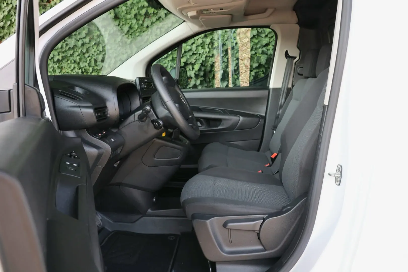 Citroen Berlingo 1.5 BlueHDi M Feel 23