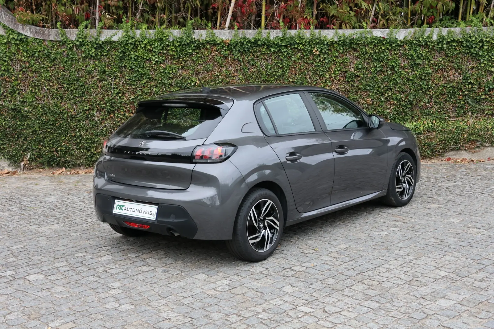 Peugeot 208 1.2 PureTech Allure 11
