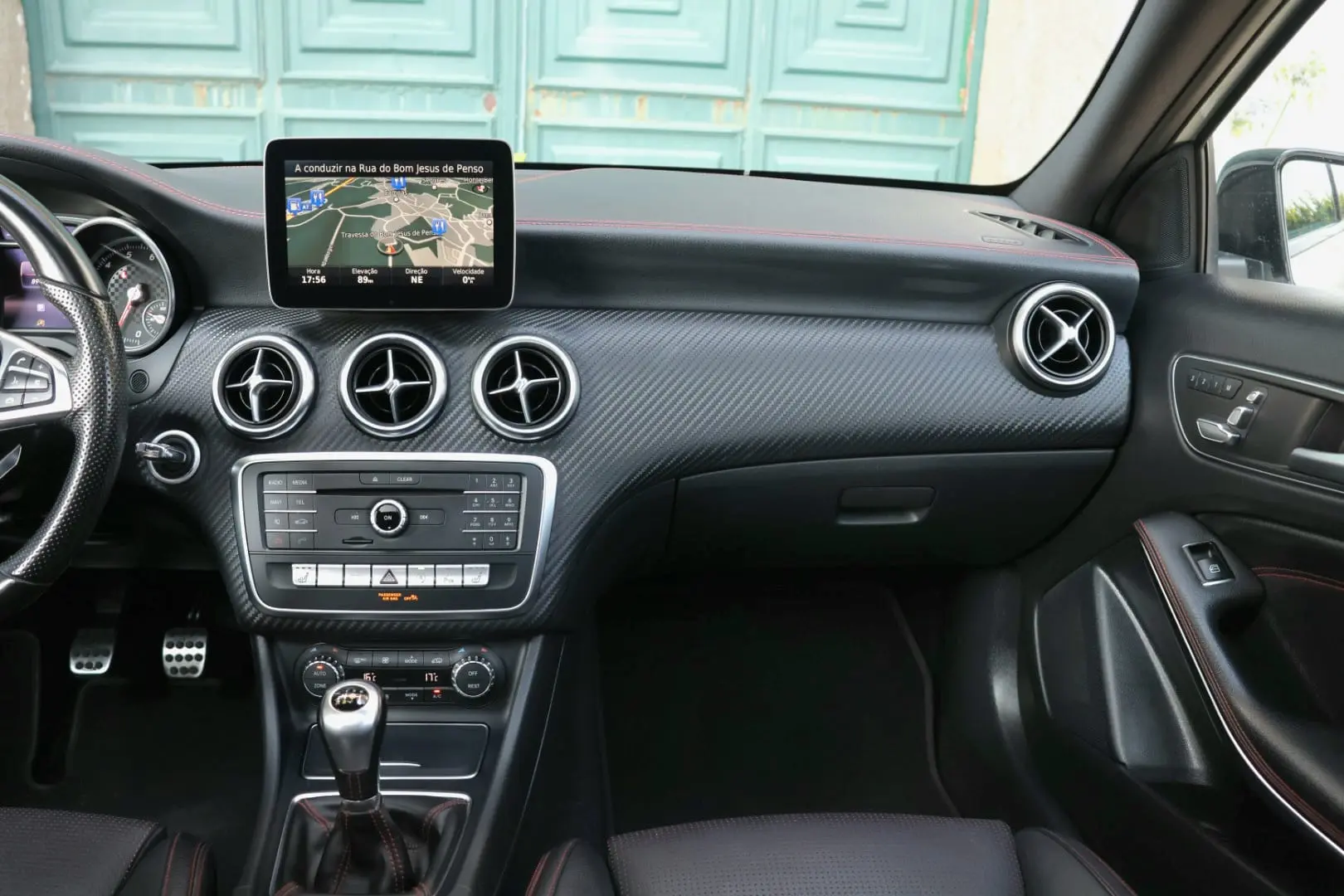 Mercedes-Benz A 180 AMG Line 39