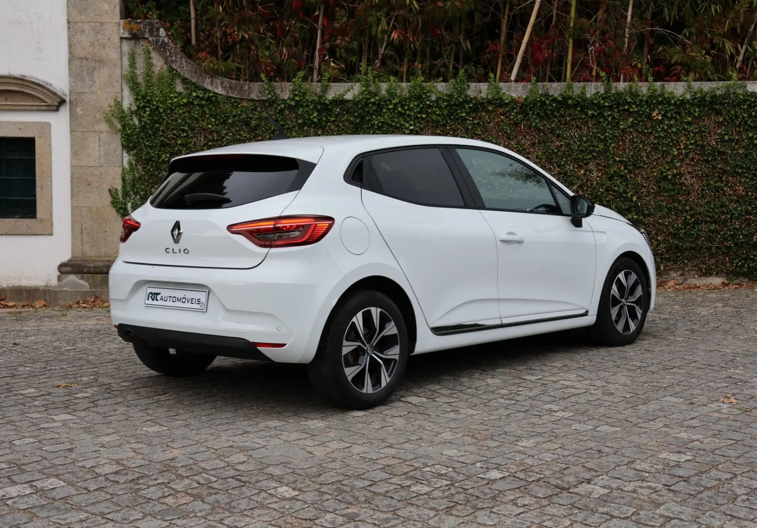 Renault Clio 1.0 TCe Evolution Bi-Fuel 11