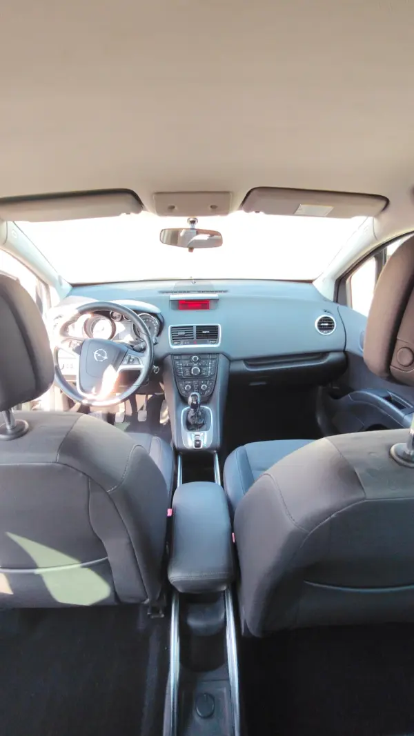 Opel Meriva 23