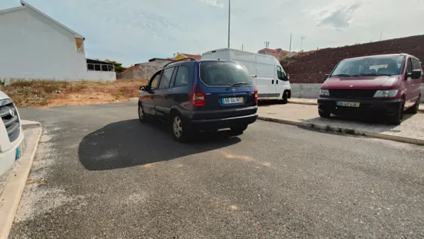 Opel Zafira 2.0 DTi Confort 7