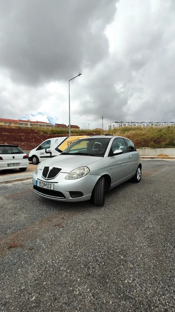 Lancia Ypsilon 3