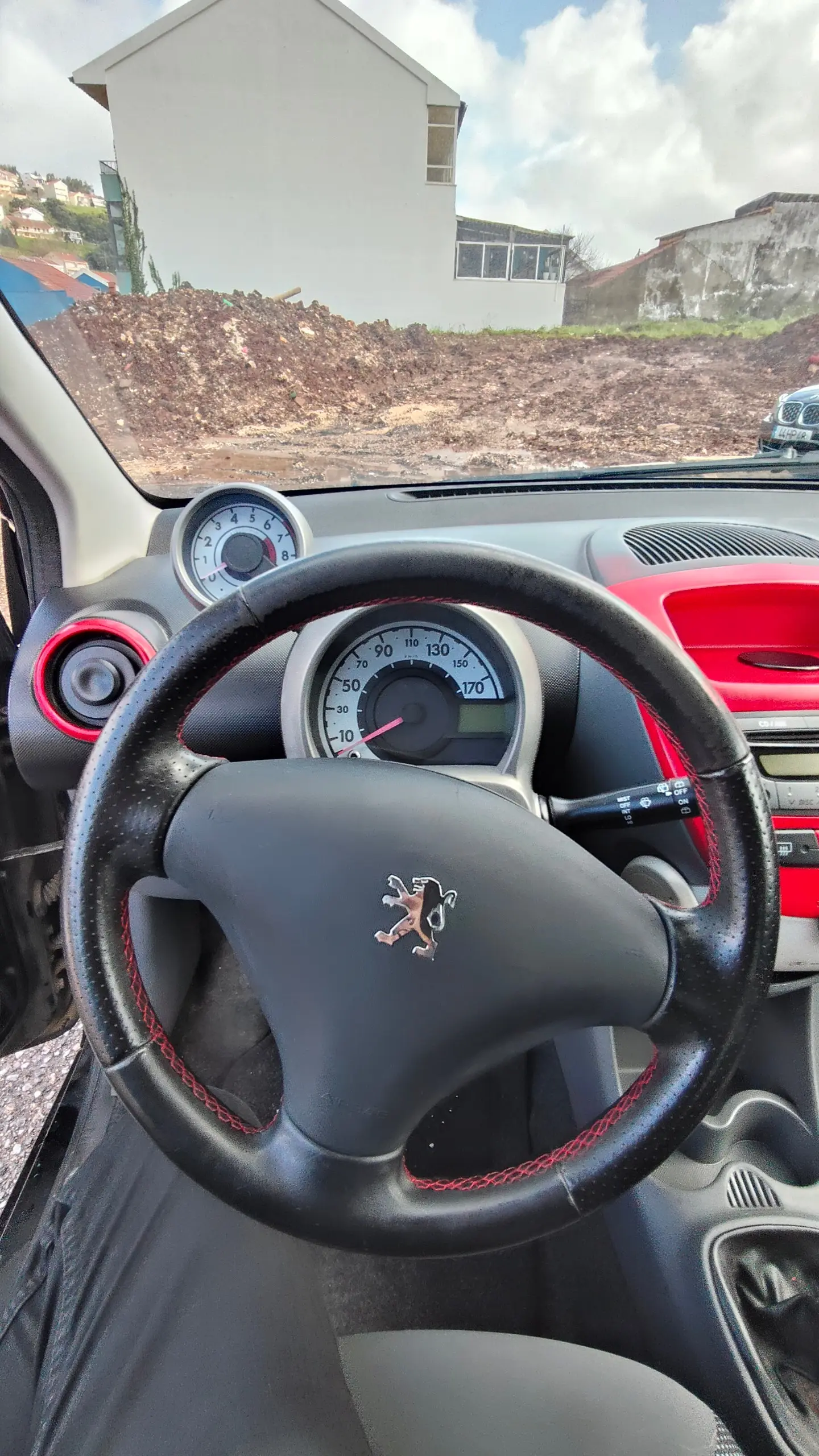 Peugeot 107 RC LINE 9