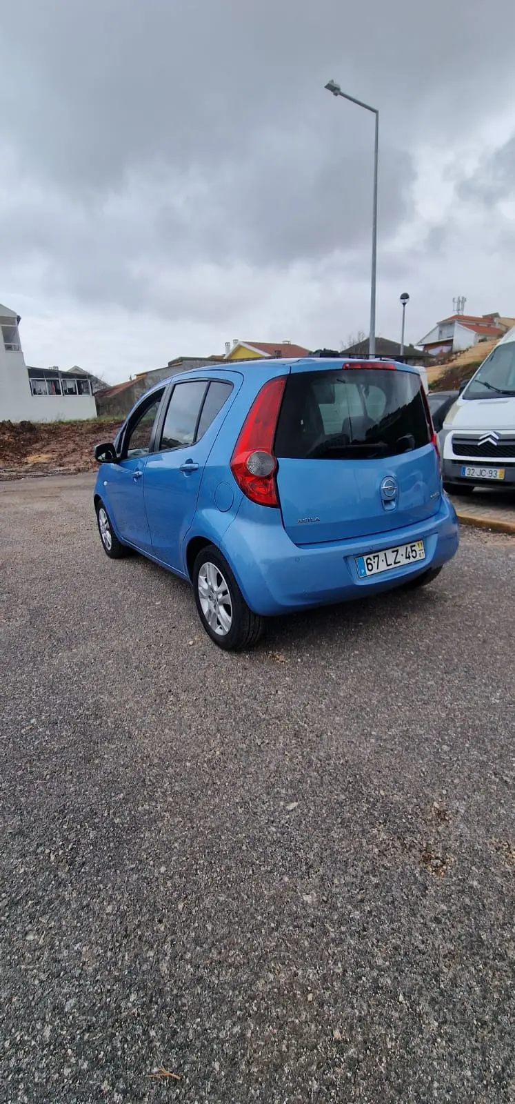 Opel Agila 6