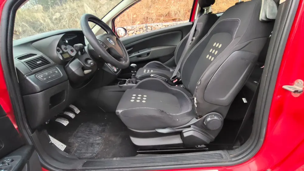 Fiat Grande Punto 12