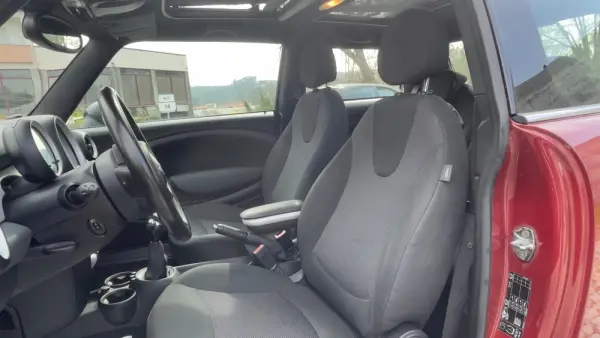 MINI 3 Portas Cooper D 14