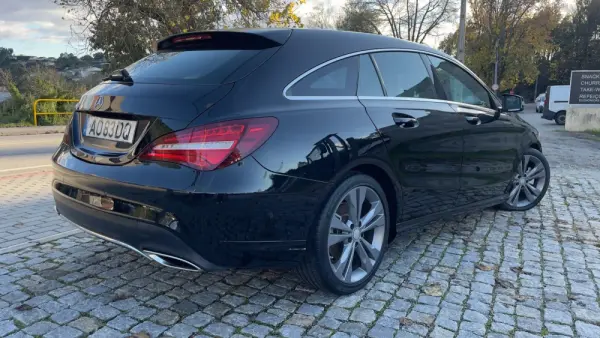 Mercedes-Benz CLA 200 d Urban Aut. 10