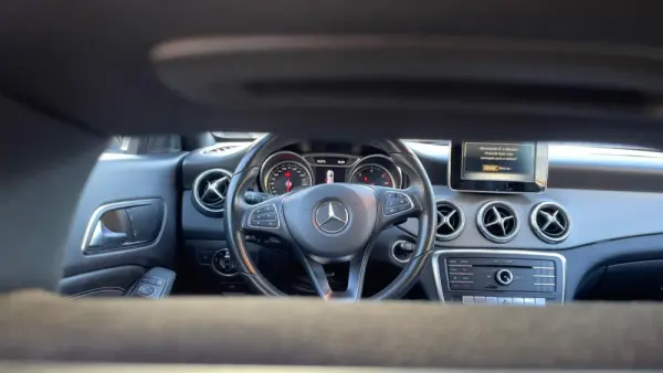 Mercedes-Benz CLA 200 d Urban Aut. 12