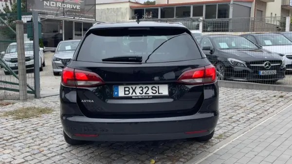 Opel Astra 1.5 D Business Edition S/S 5