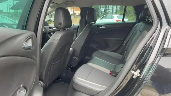 Opel Astra 1.5 D Business Edition S/S 6