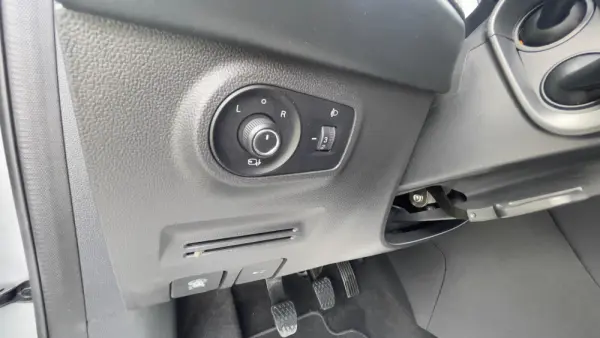 MG ZS 1.0 T-GDI Luxury 17