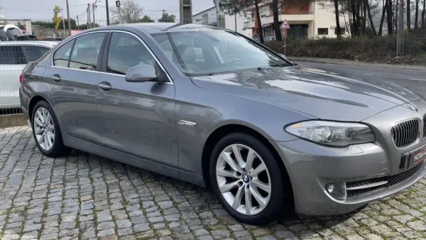 BMW 520 d Line Luxury Auto 3