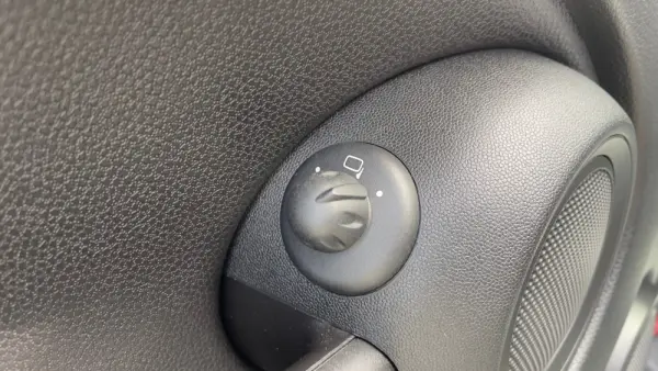 MINI 3 Portas Cooper D 23