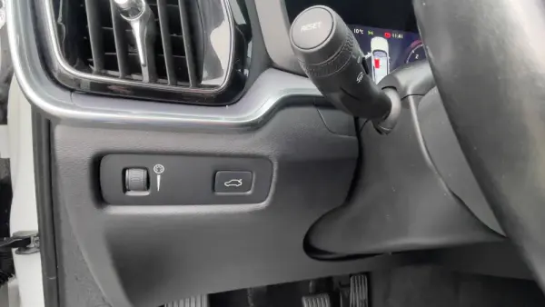 Volvo V60 D3 Momentum Pro 13