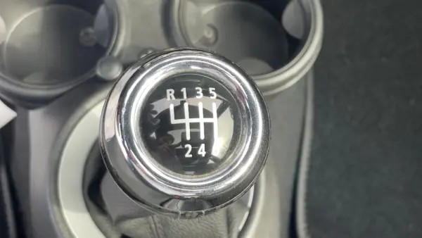 MINI 3 Portas Cooper D 17