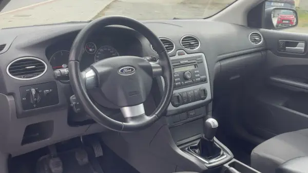 Ford Focus 1.6 TDCi Sport 7