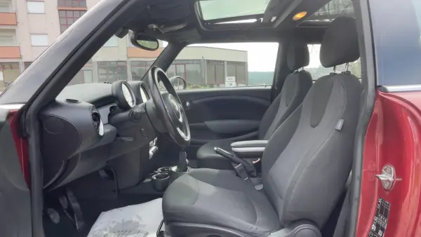 MINI 3 Portas Cooper D 13