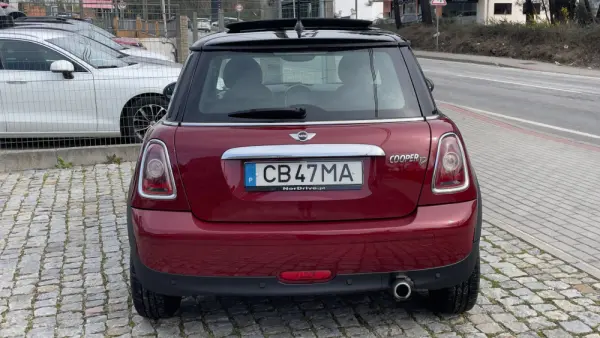 MINI 3 Portas Cooper D 7