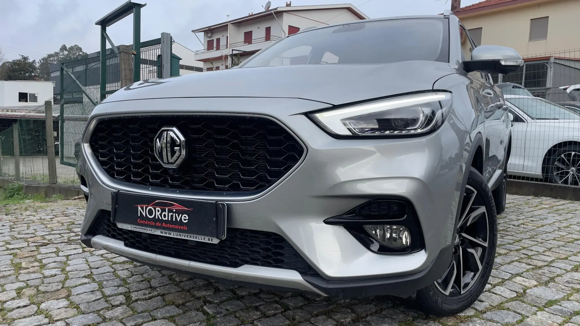 MG ZS 1.0 T-GDI Luxury 4