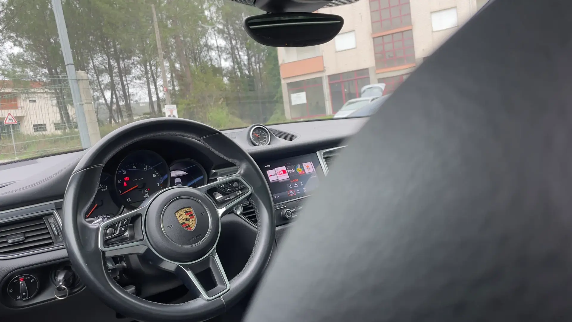 Porsche Macan Soul Edition 12