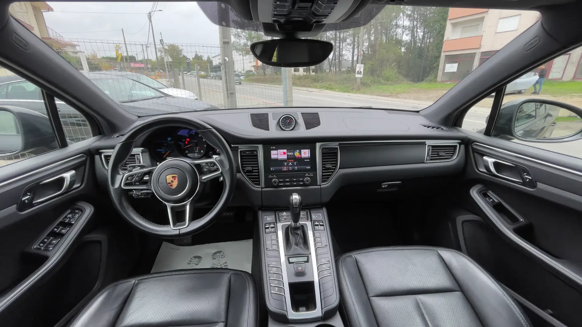 Porsche Macan Soul Edition 13