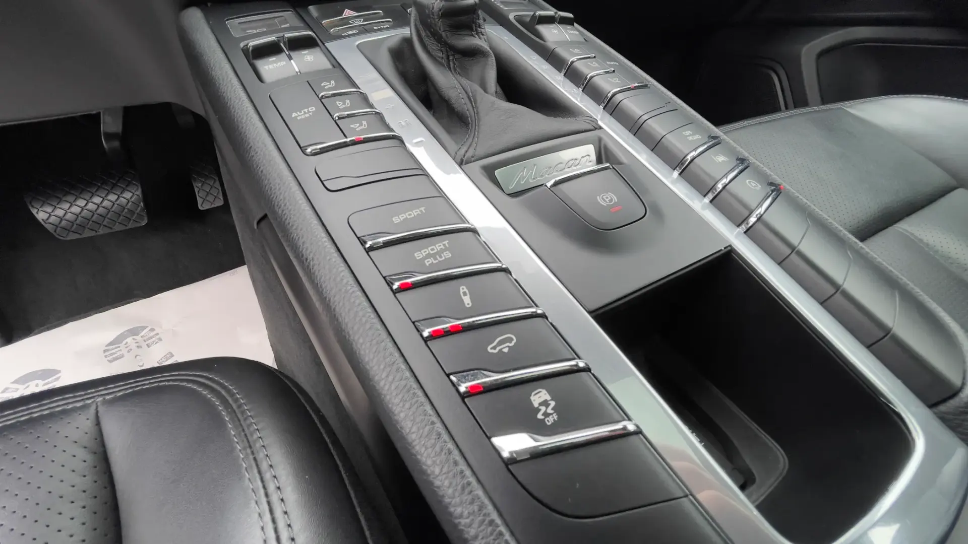 Porsche Macan Soul Edition 26