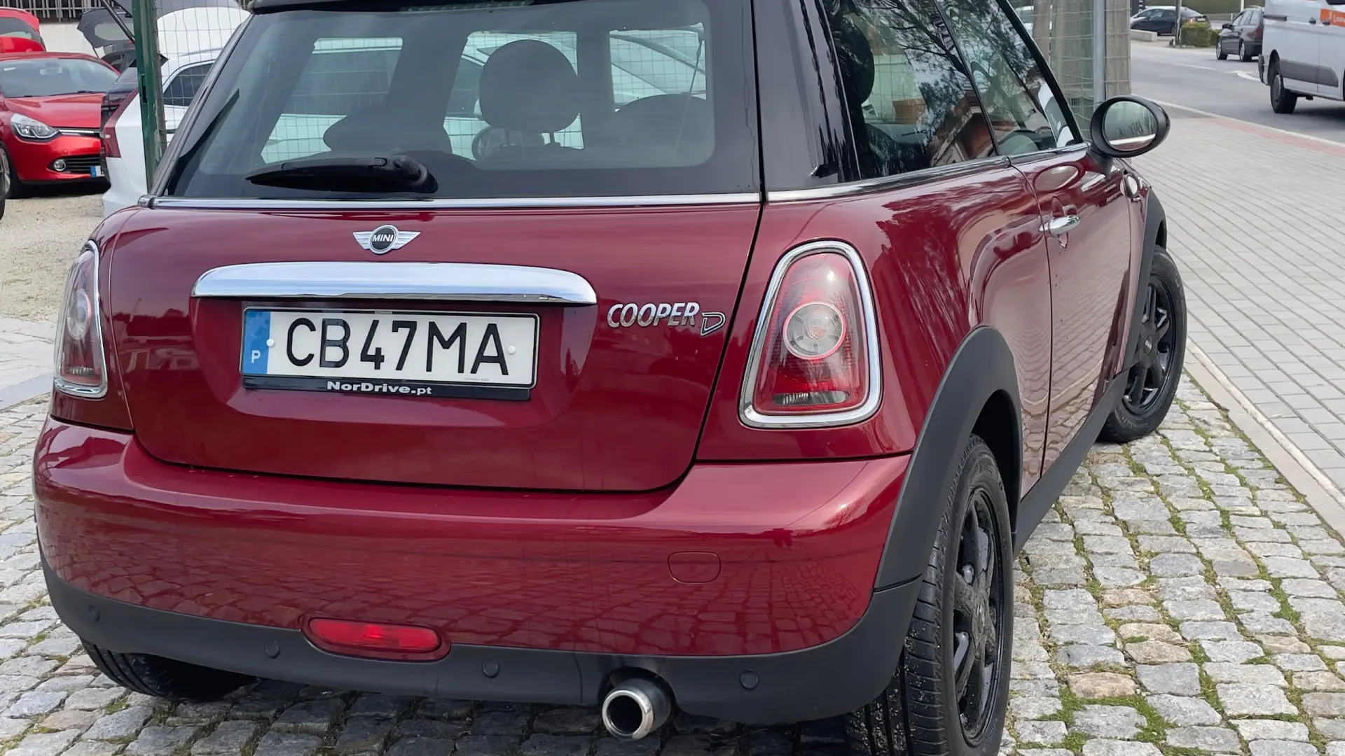 MINI 3 Portas Cooper D 6