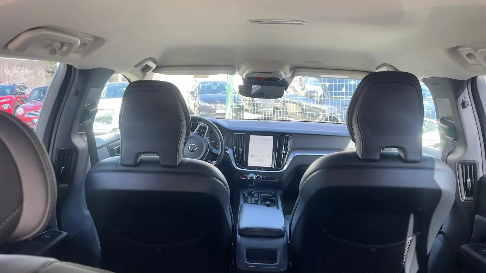 Volvo V60 D3 Momentum Pro 11