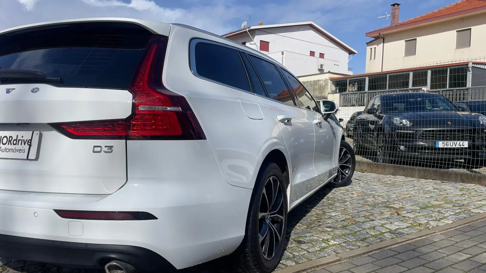 Volvo V60 D3 Momentum Pro 5