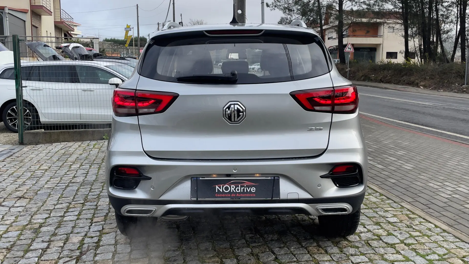 MG ZS 1.0 T-GDI Luxury 6