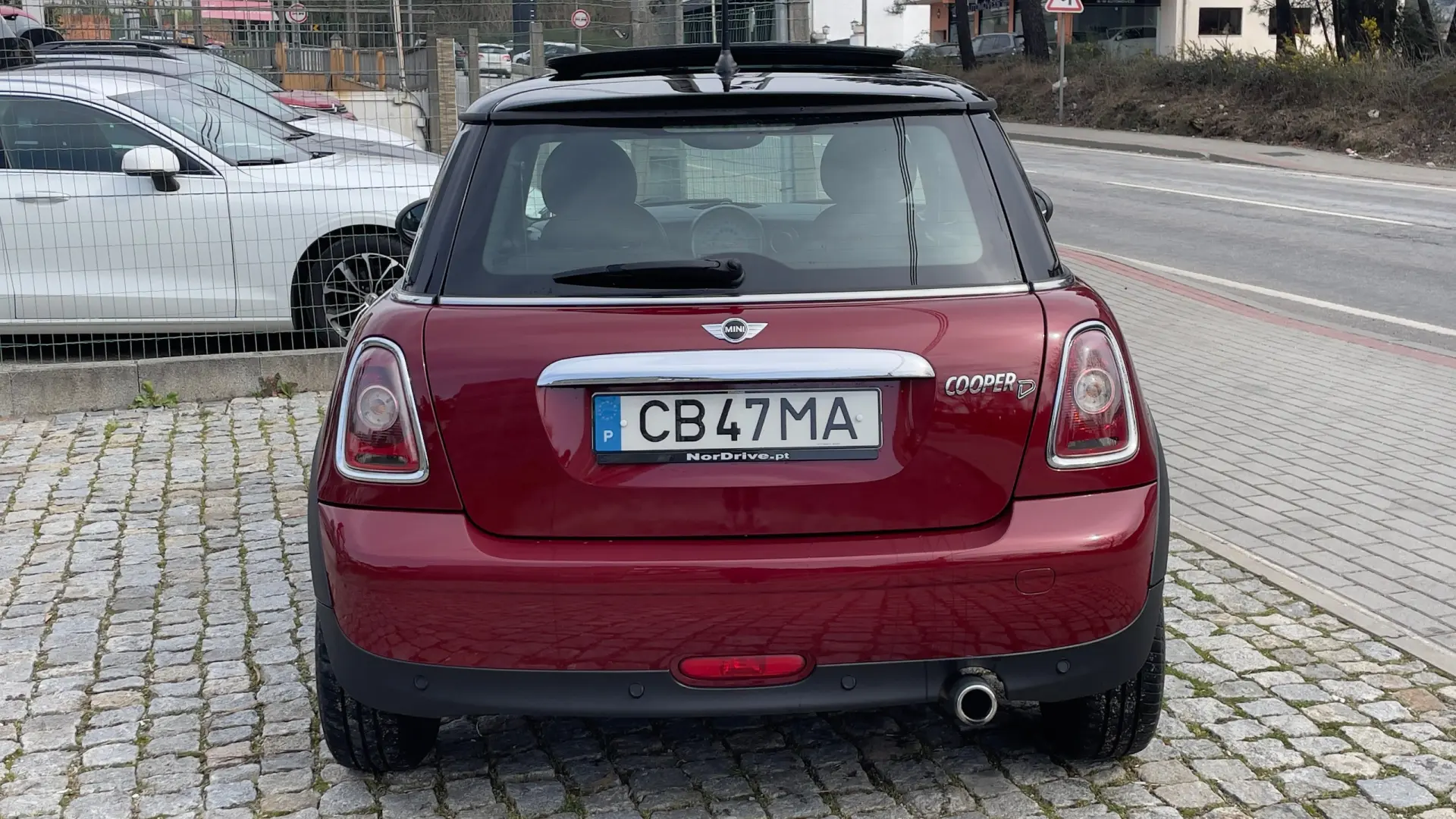 MINI 3 Portas Cooper D 7