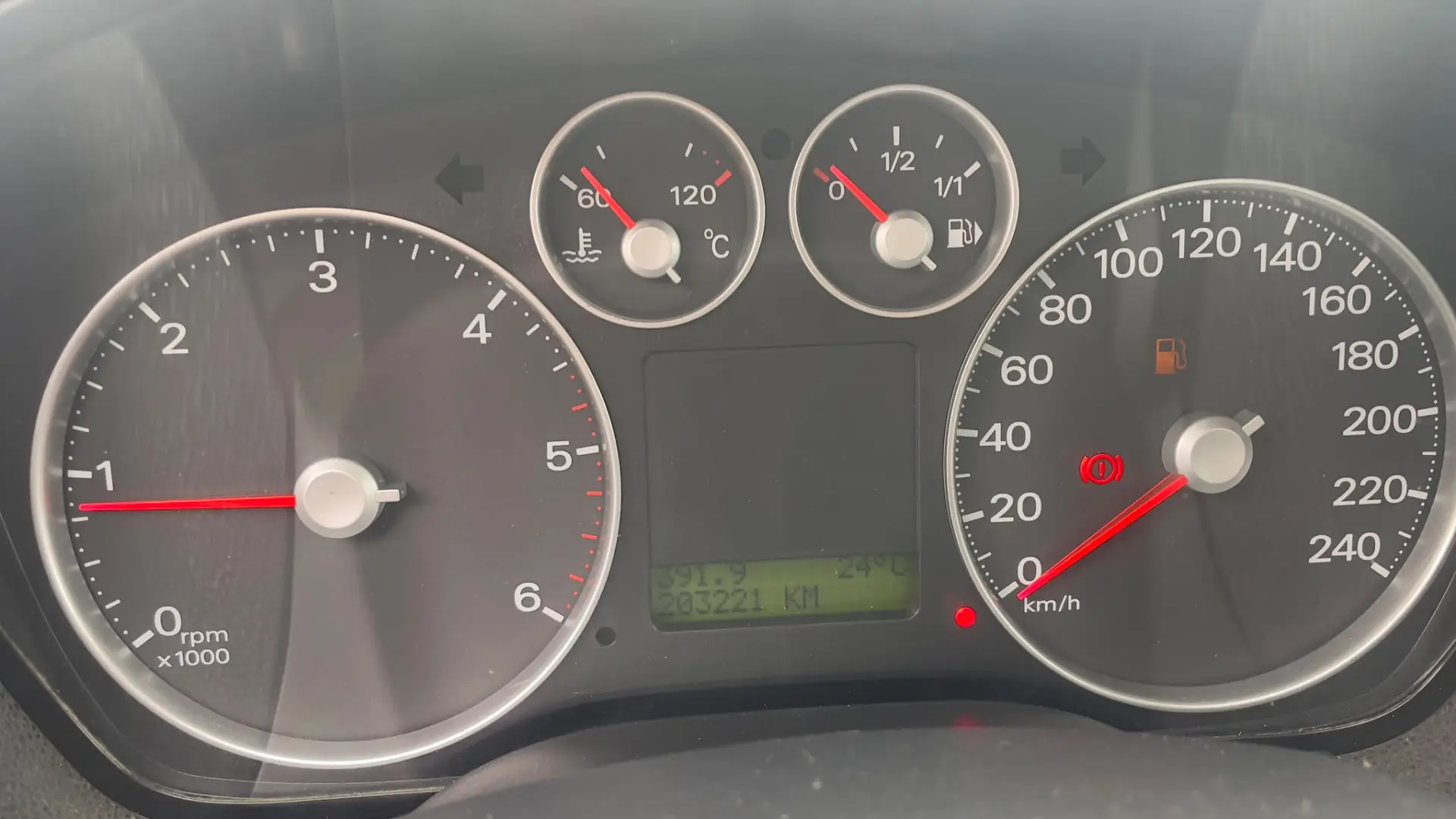Ford Focus 1.6 TDCi Sport 6