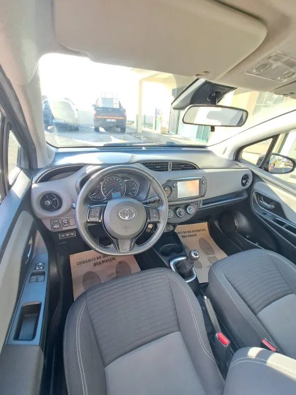 Toyota Yaris 7