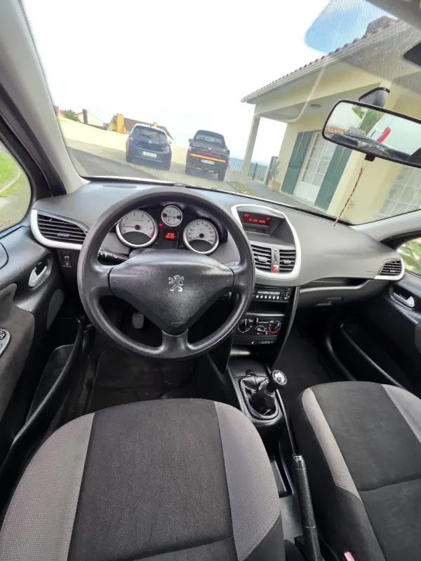 Peugeot 207 7