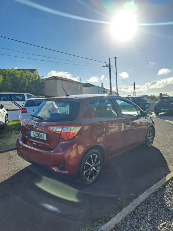Toyota Yaris 5