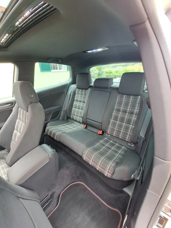 Volkswagen Golf 2.0 TSi GTI DSG 9