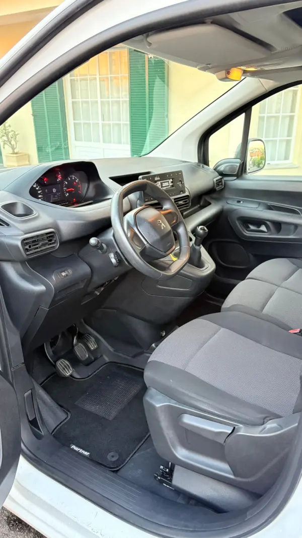 Peugeot Partner 9