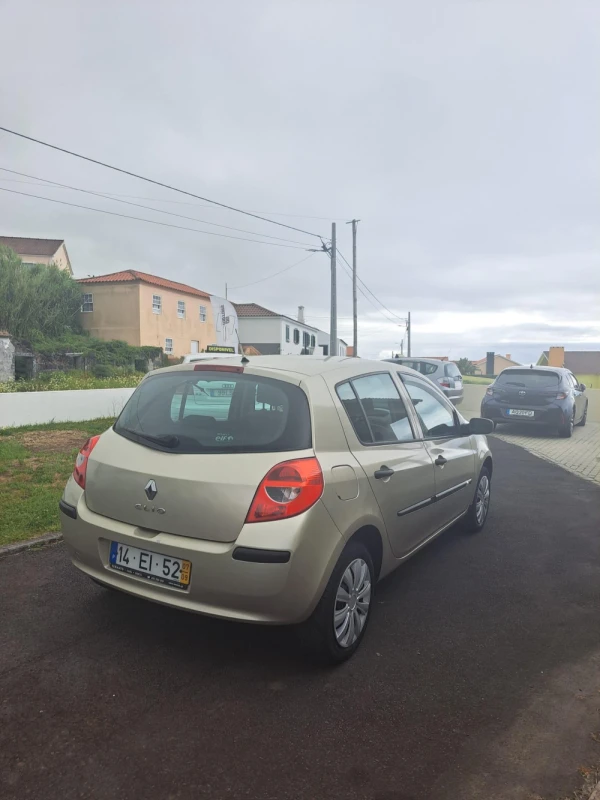 Renault Clio null 4