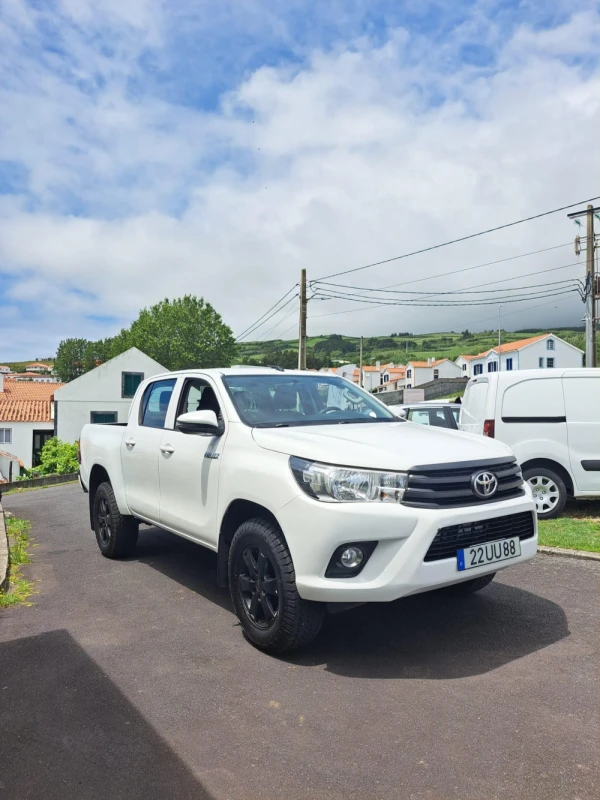Toyota Hilux null 3