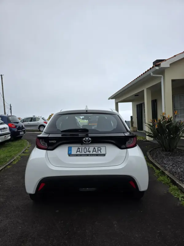 Toyota Yaris 1.0 VVT-i Comfort Plus 5