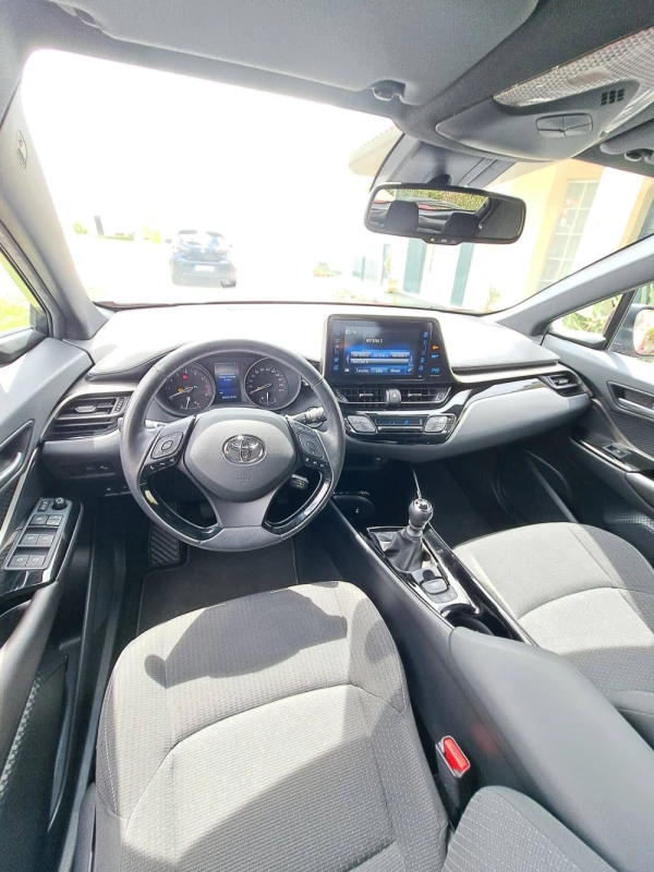 Toyota C-HR null 7