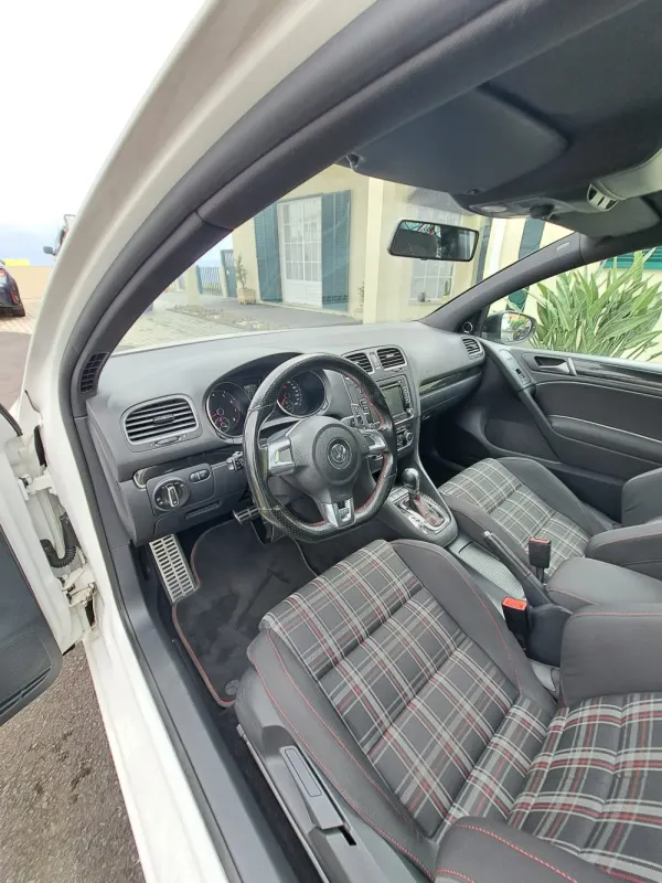 Volkswagen Golf 2.0 TSi GTI DSG 7