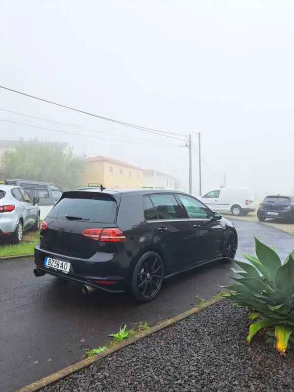 Volkswagen Golf 2.0 TSi GTi DSG Performance 4