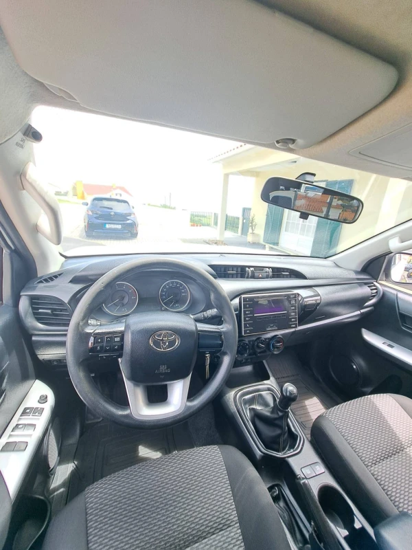 Toyota Hilux null 7