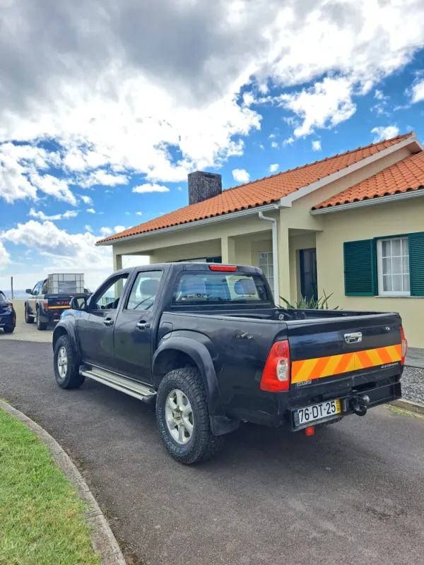 Isuzu D-Max 6